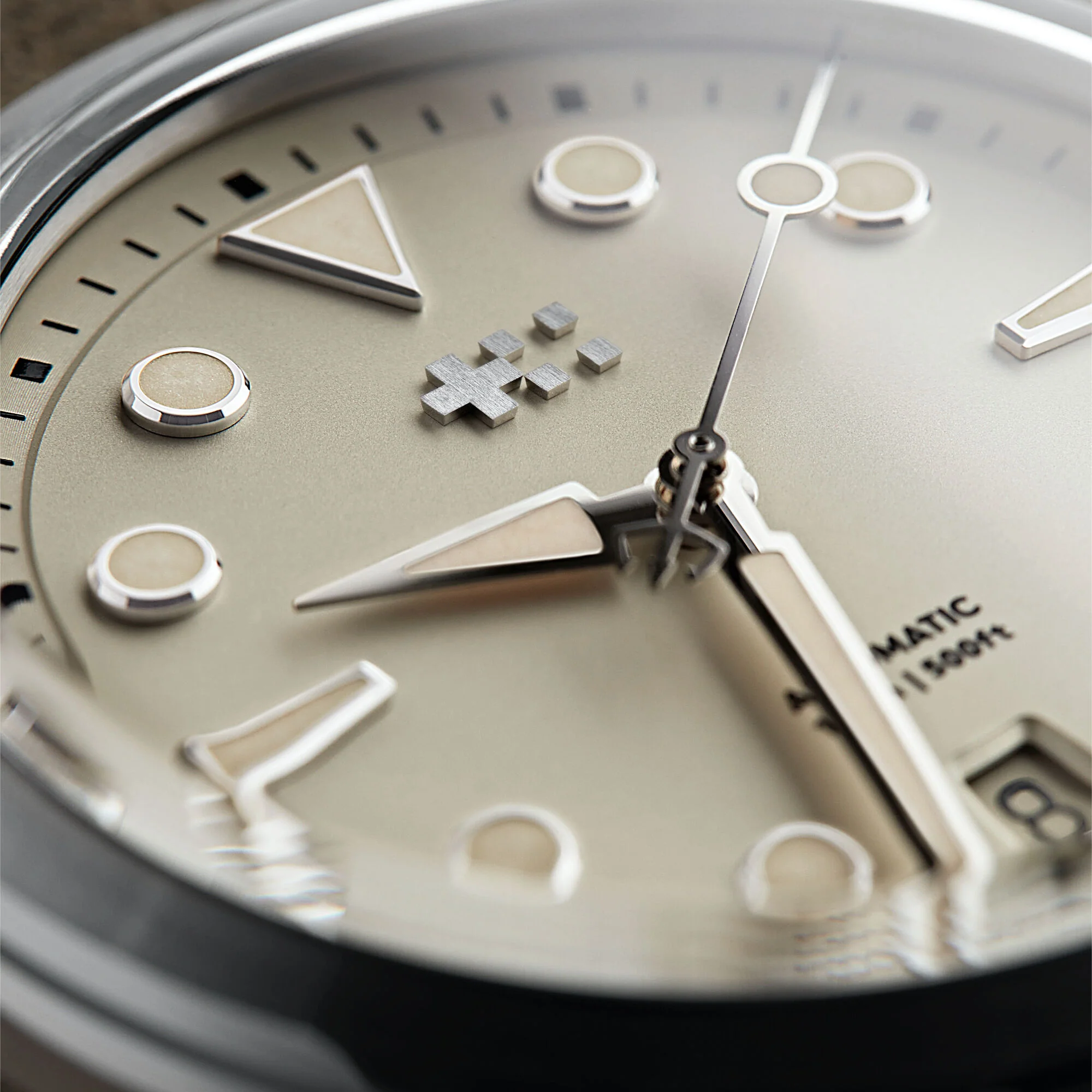 Christopher Ward C65 Dune Automatic - White Sand - Canvas webbing - Image 3