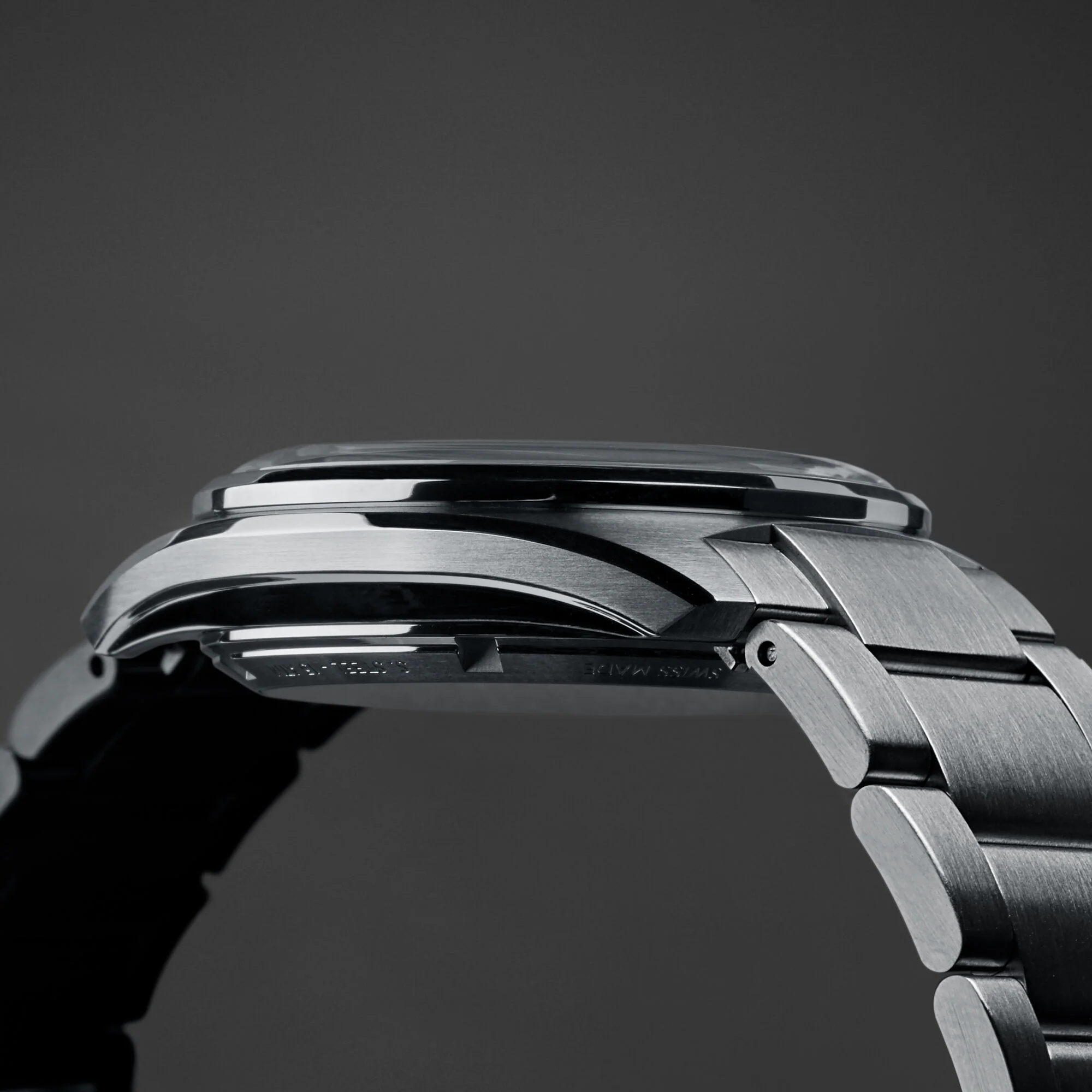 Christopher Ward C65 Super Compressor - Ocean Blue - Bader bracelet - Image 6