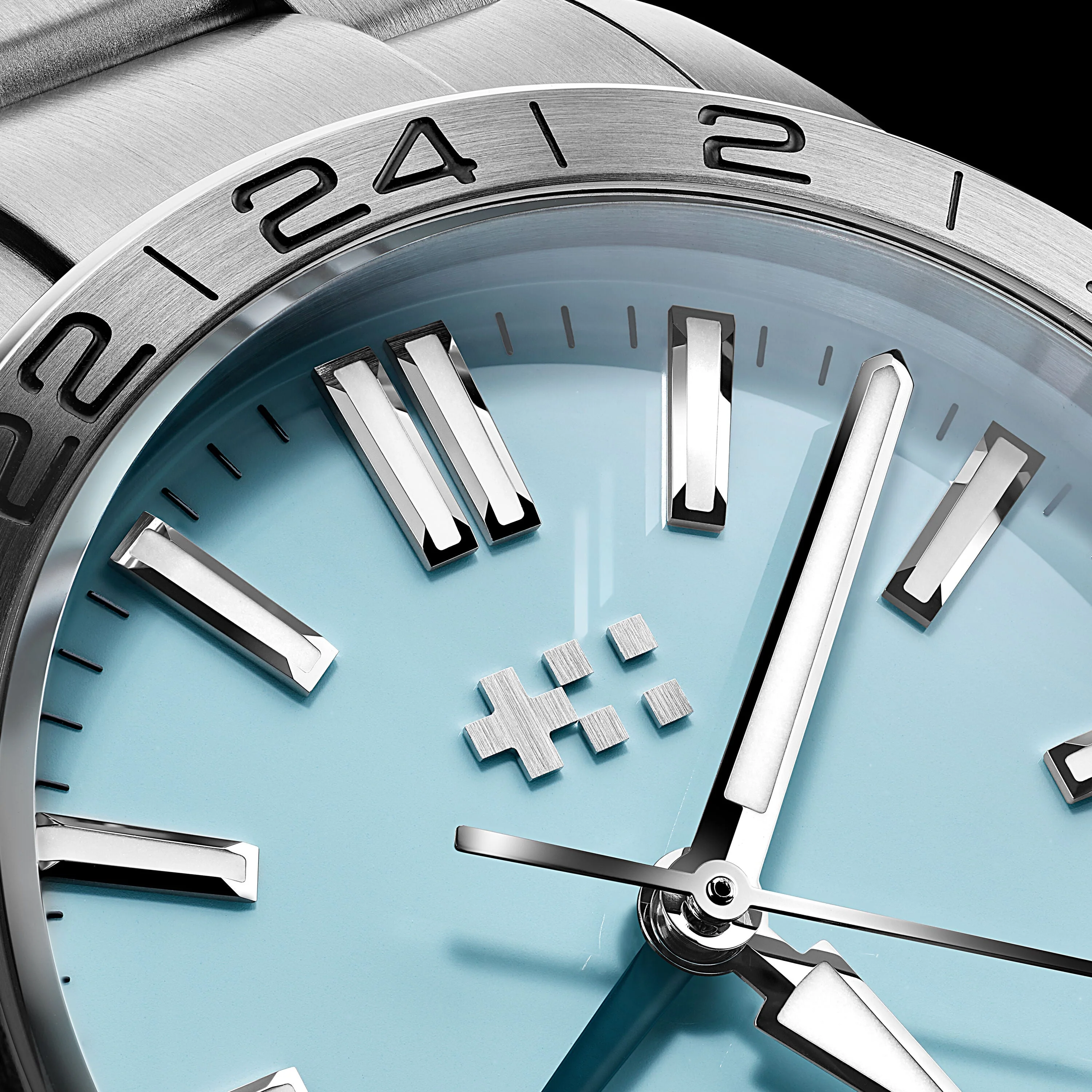 Christopher Ward C63 Sealander GMT 36mm – Sky Blue - Image 4