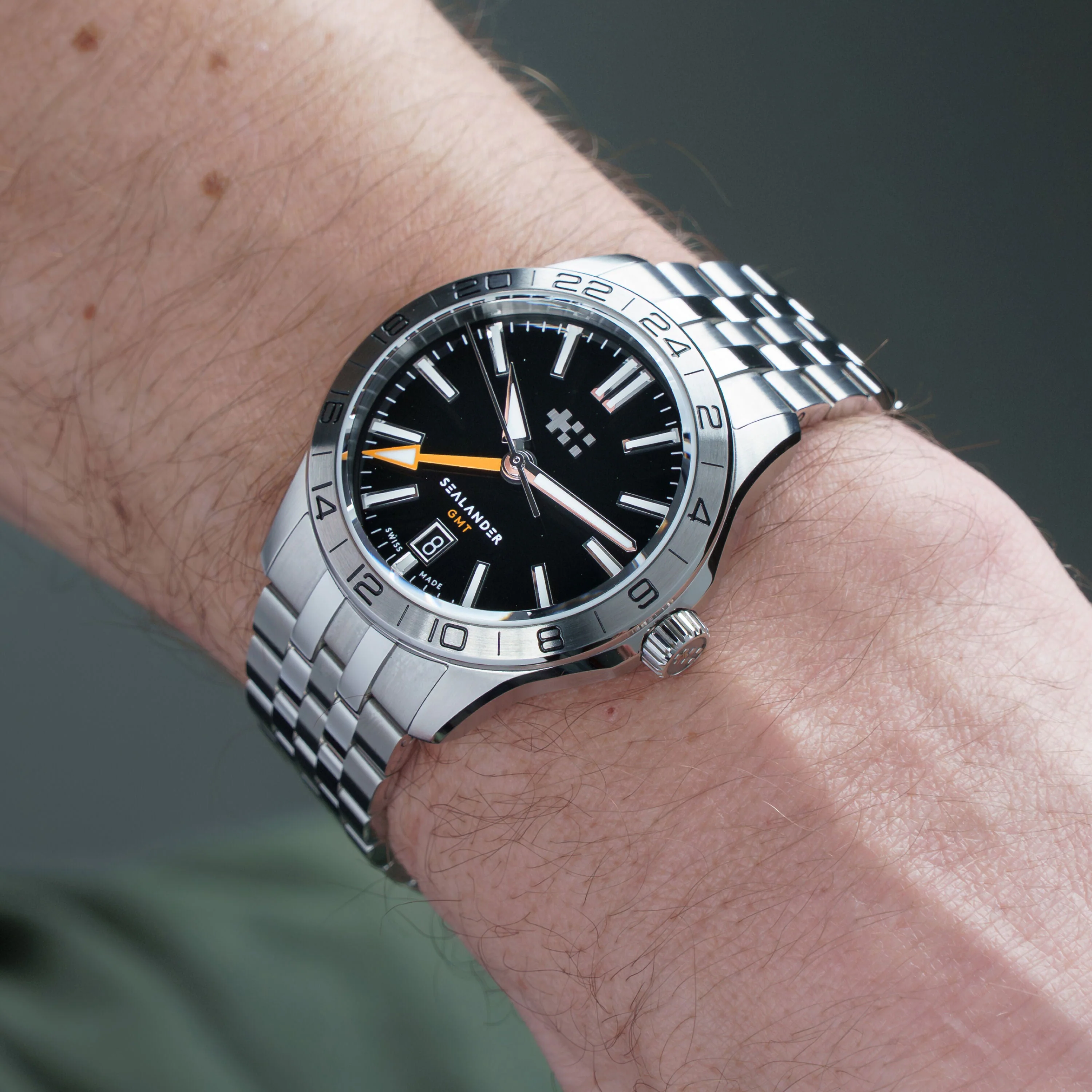 Christopher Ward C63 Sealander GMT 39mm – Black - Image 12