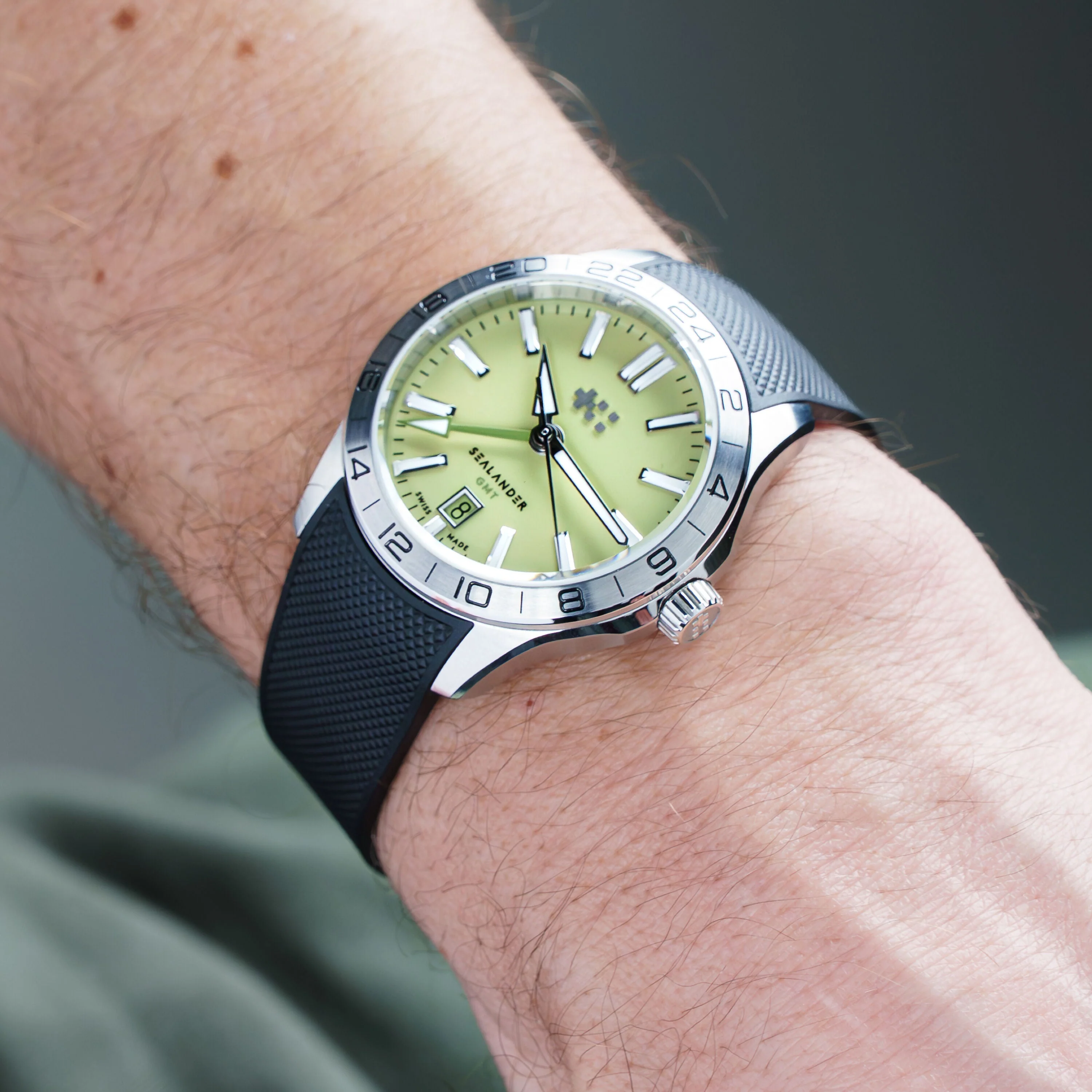 Christopher Ward C63 Sealander GMT 39mm – Pistachio - Image 13