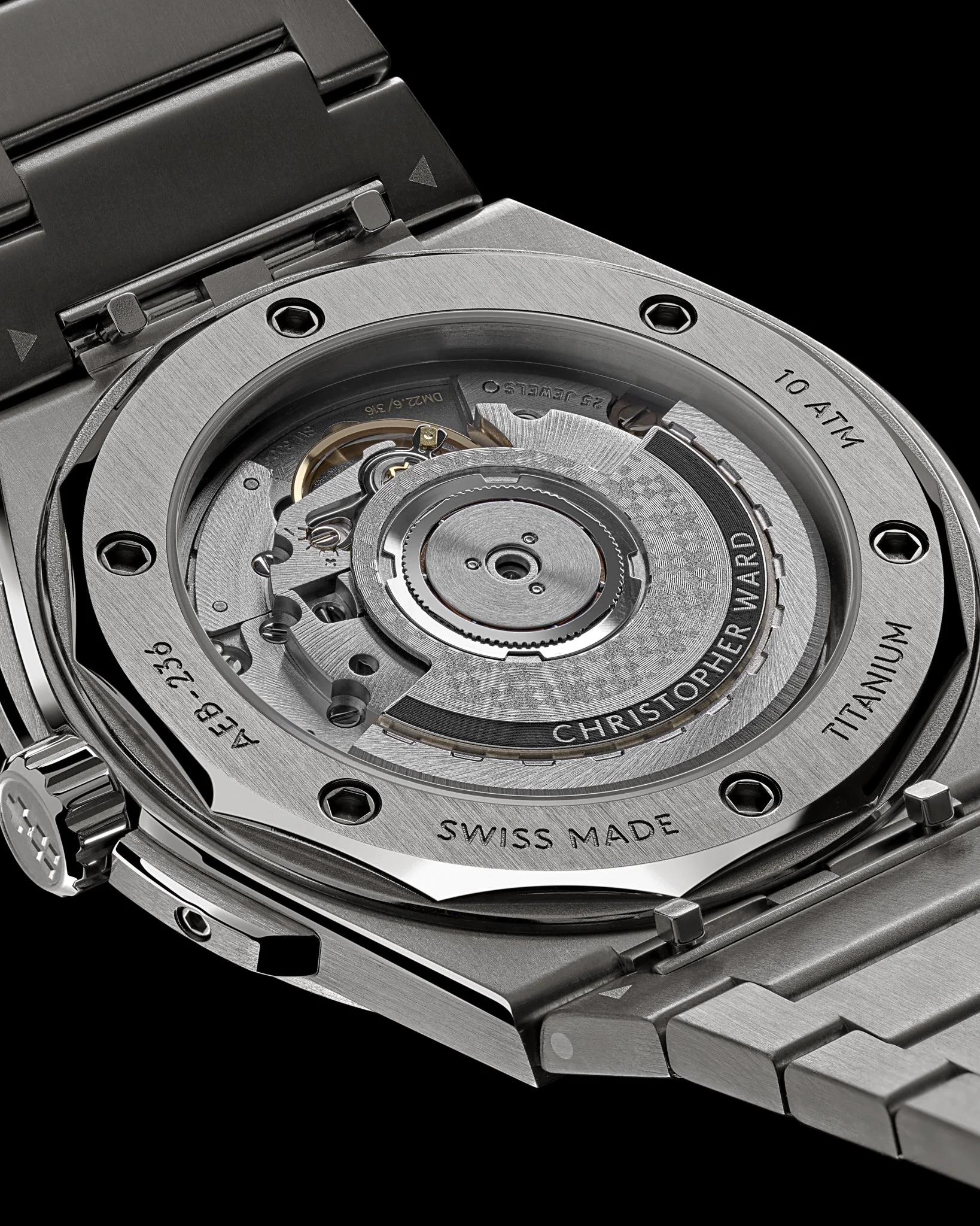 Christopher Ward The Twelve Titanium - Arctic White -  Non-Fumé 40mm - Image 10