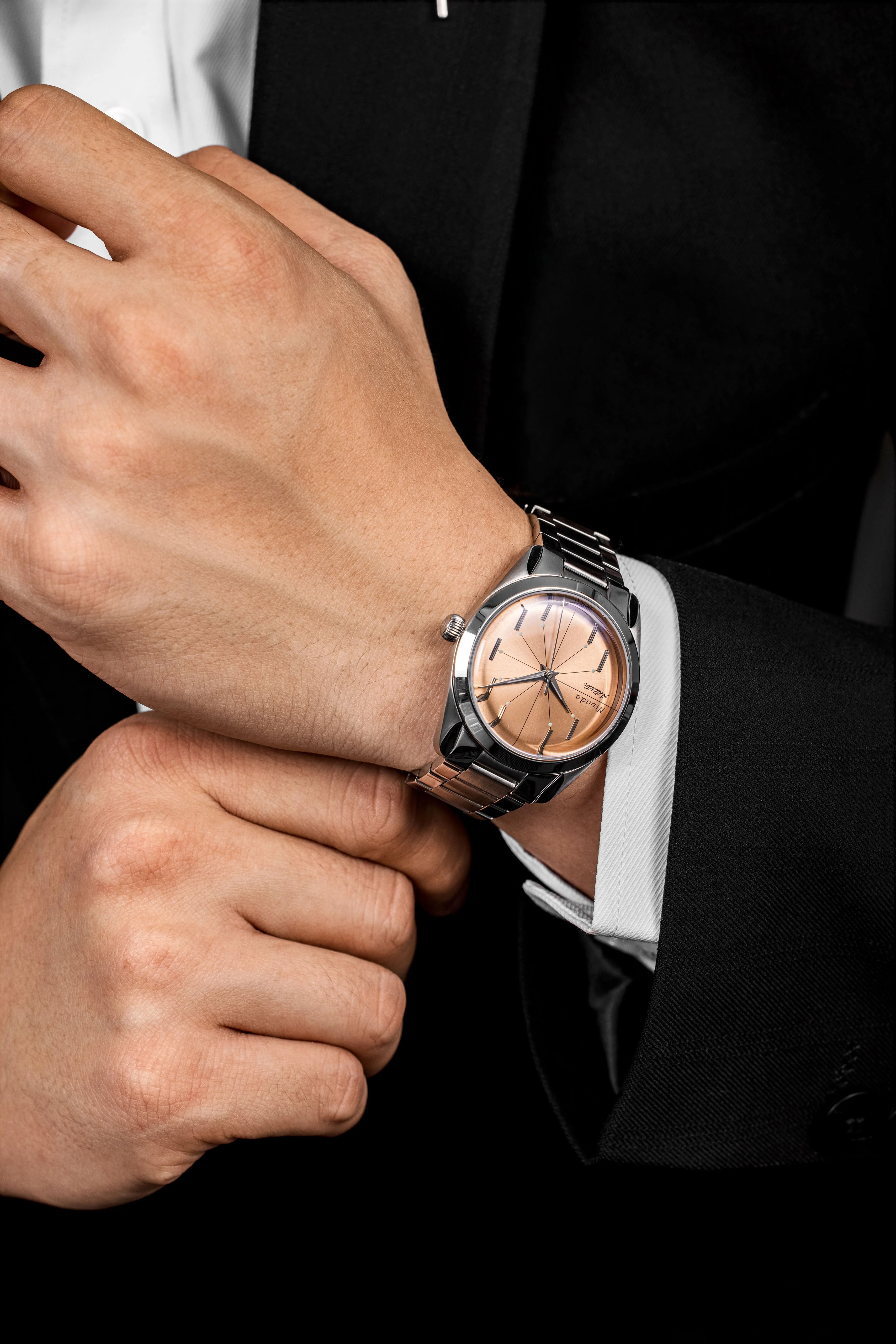 Nivada Grenchen Antarctic Spider Salmon No Date - Image 20