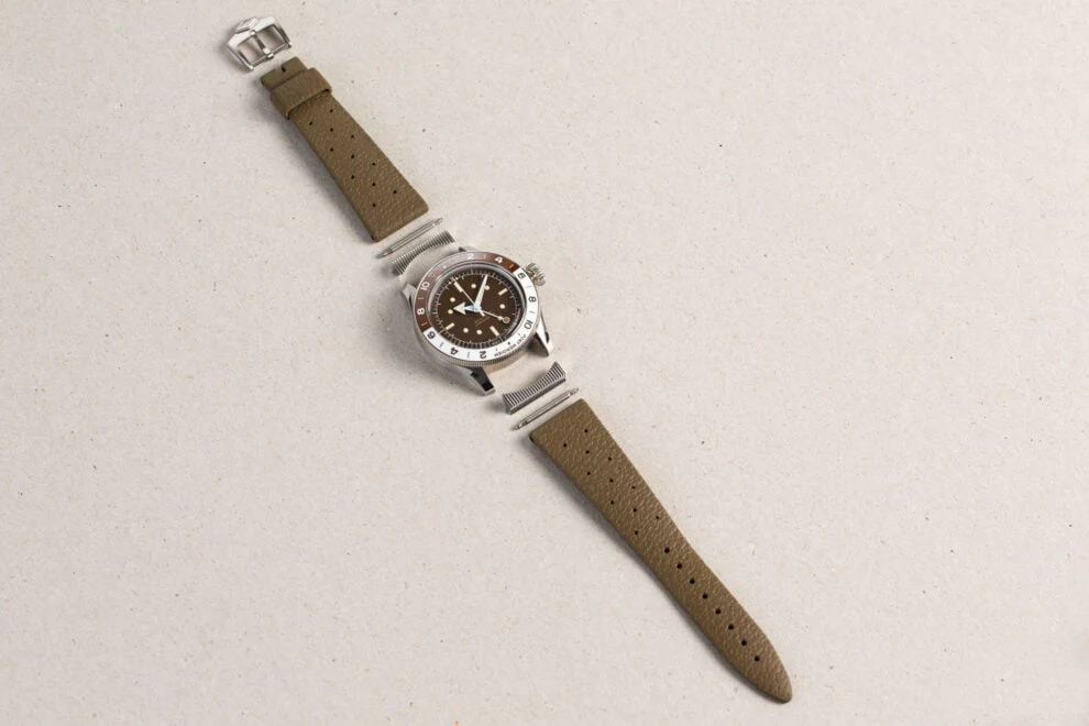Serica Signature Endpieces - Polished Guilloché End-Links - Image 4