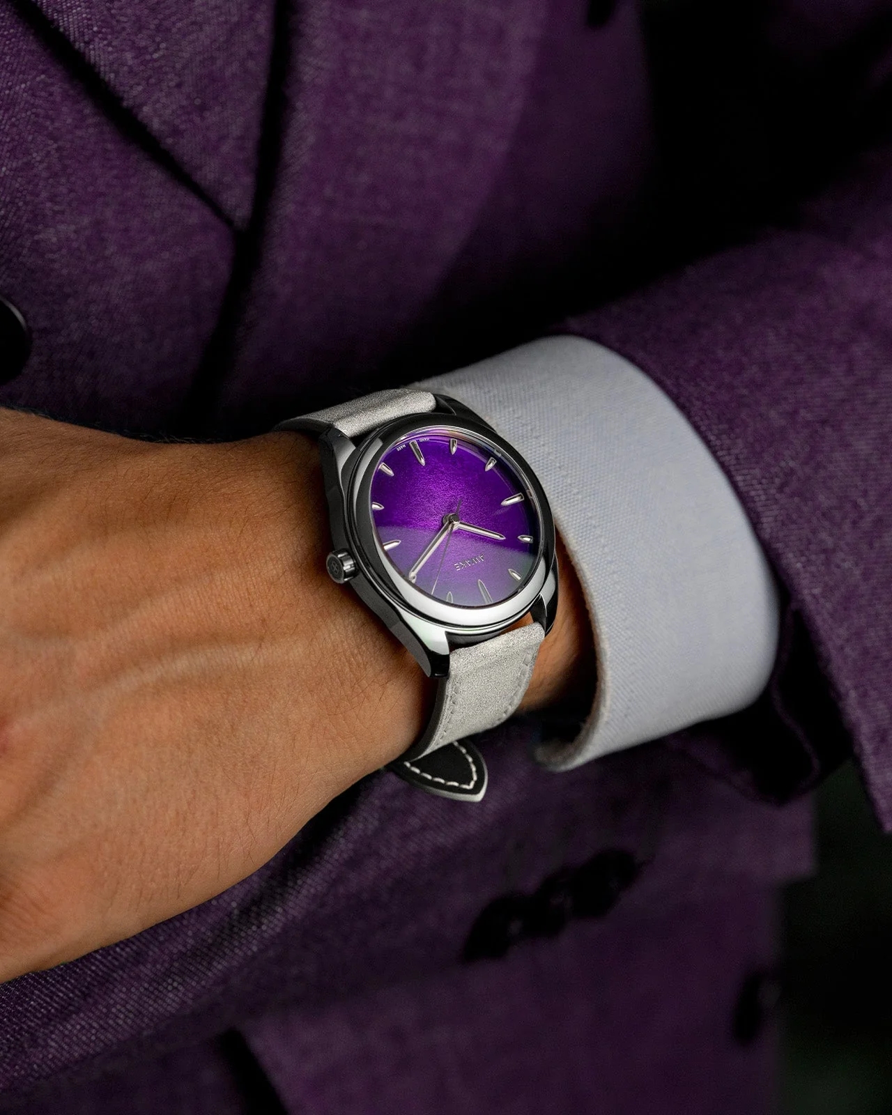 AWAKE Sơn Mài - Silver Leaf « Ultra Violet » - Image 3