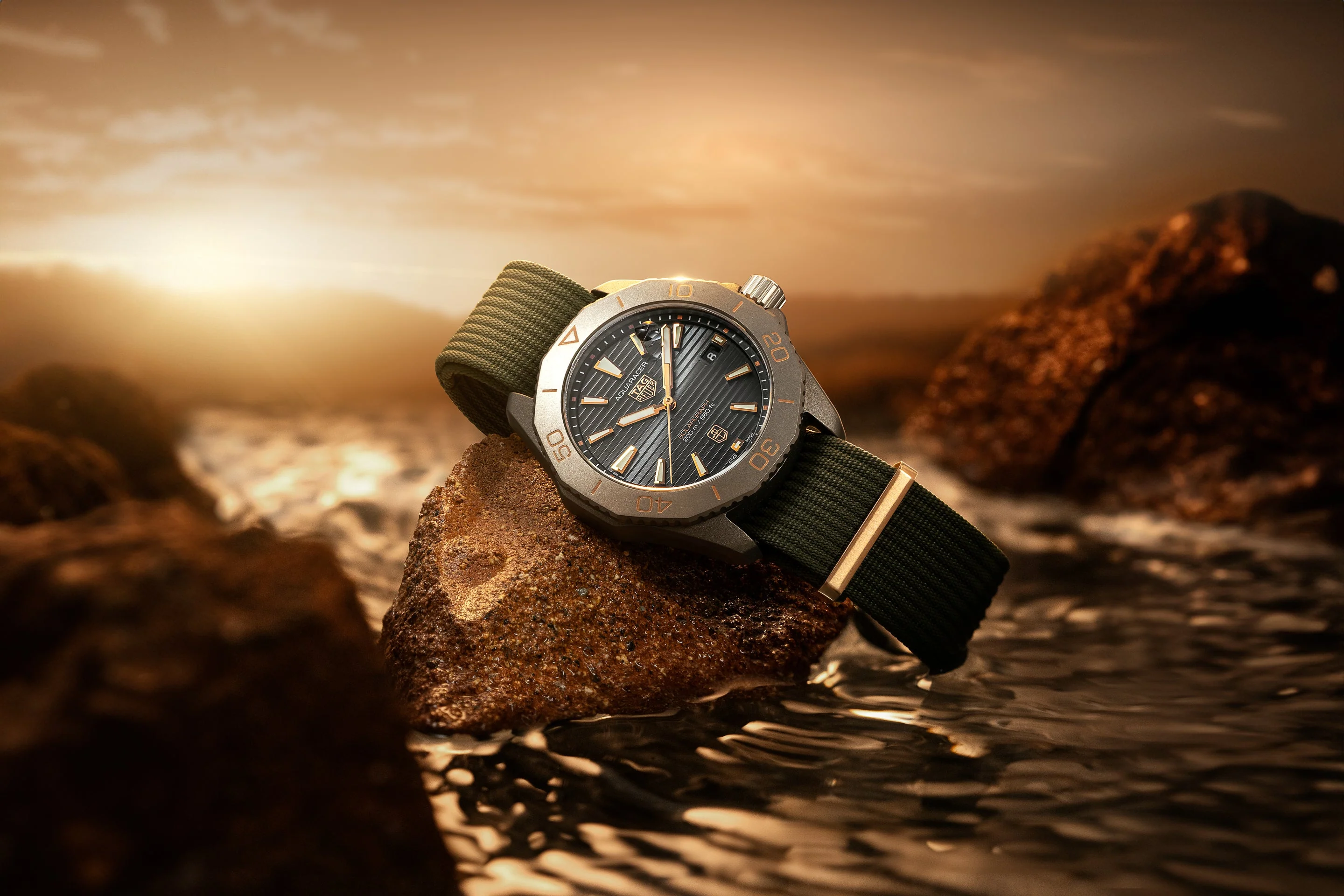 TAG Heuer Aquaracer Professional 200 Solargraph Sundowner - Time+Tide Edition - Image 8